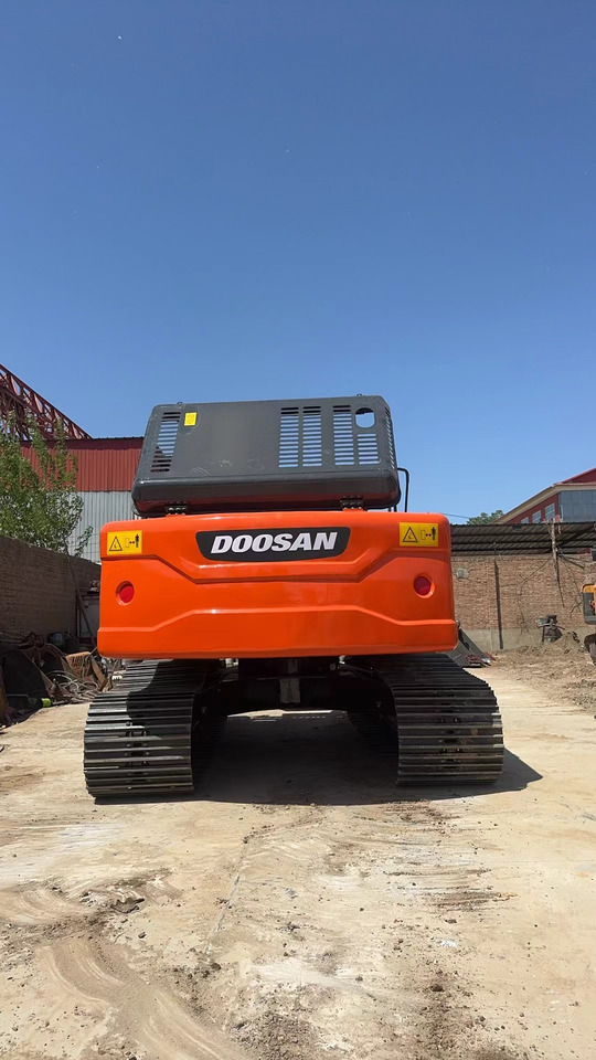 DOOSAN DX225LC-7 - Excavadora de cadenas: foto 2 DOOSAN DX225LC-7 - Excavadora de cadenas: foto 2
