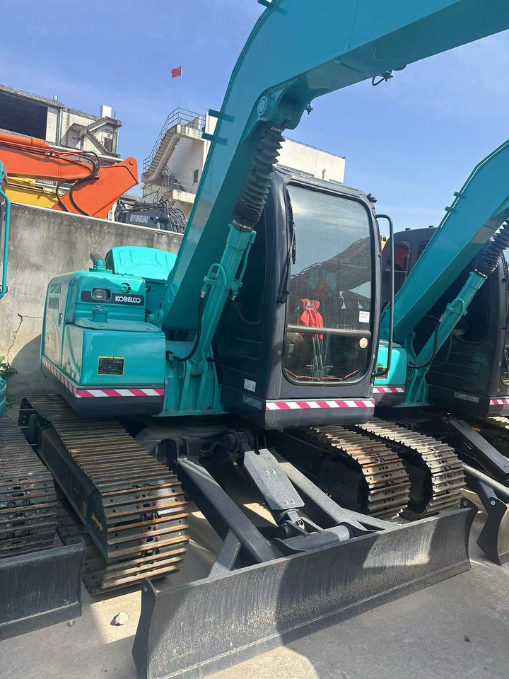 KOBELCO SK75 - Miniexcavadora: foto 1 KOBELCO SK75 - Miniexcavadora: foto 1