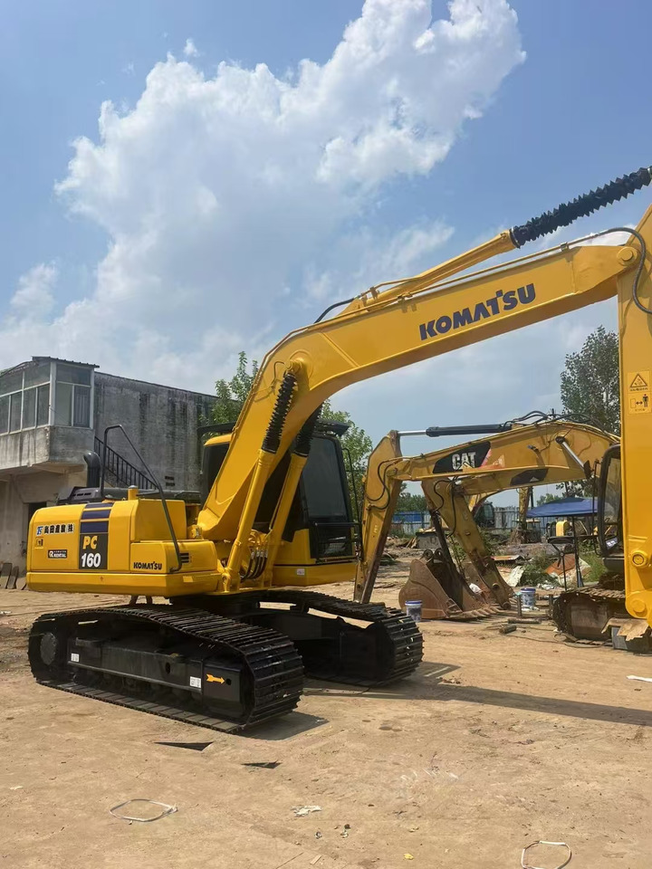 KOMATSU PC160-7 - Excavadora de cadenas: foto 4 KOMATSU PC160-7 - Excavadora de cadenas: foto 4