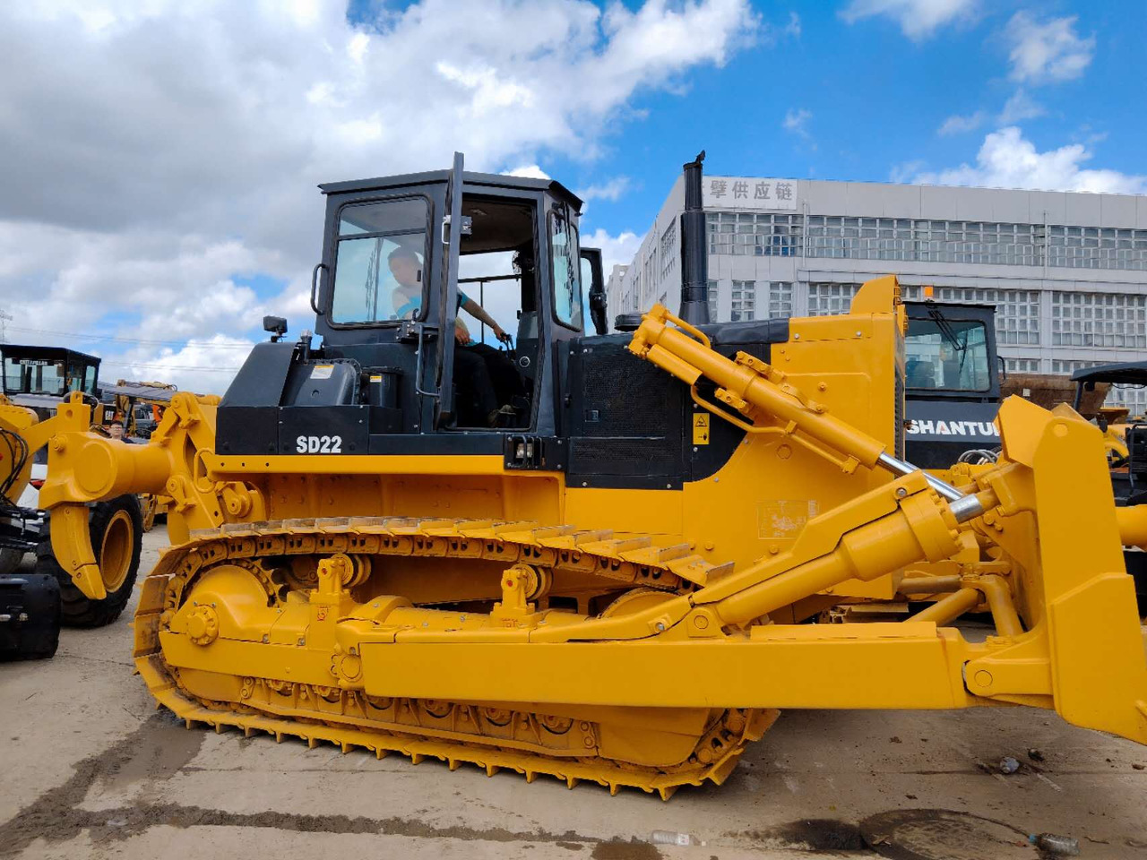 SHANTUI SD22 - Bulldozer: foto 3 SHANTUI SD22 - Bulldozer: foto 3