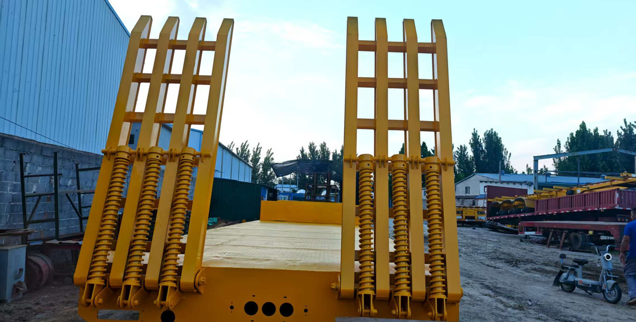 Trailer - Remolque portacontenedore/ Intercambiable: foto 4 Trailer - Remolque portacontenedore/ Intercambiable: foto 4