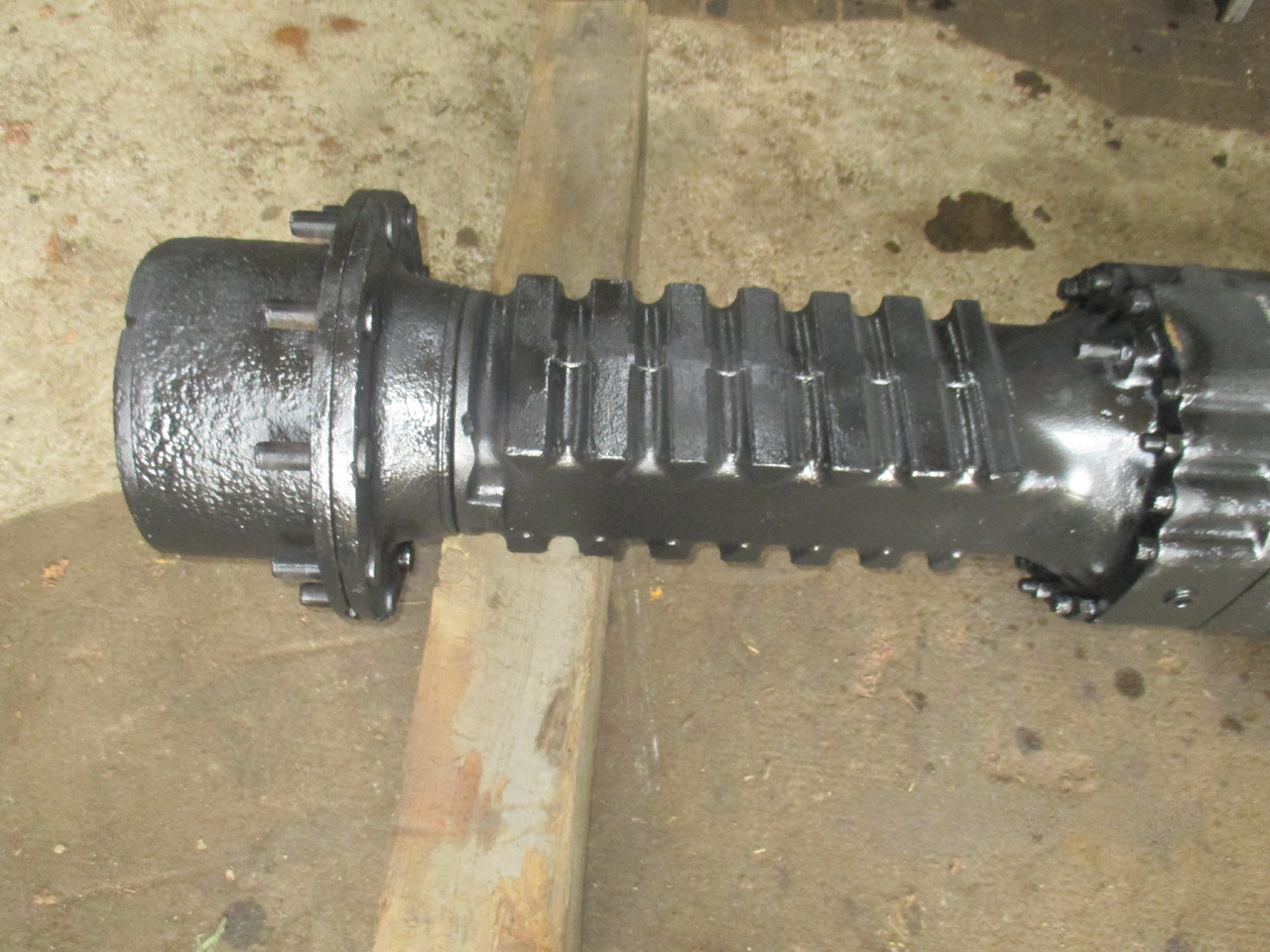 Most napędowy Clark Hurth 123/001 - Eje y piezas para Maquinaria de construcción: foto 4 Most napędowy Clark Hurth 123/001 - Eje y piezas para Maquinaria de construcción: foto 4