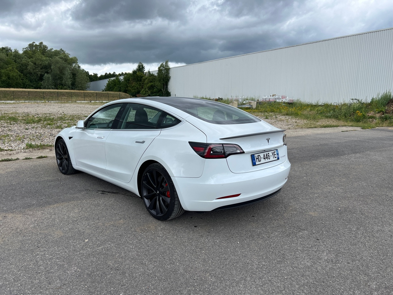 TESLA Model 3 Performance Dual Motor FSD 3 Autopilot - Sedan: foto 5 TESLA Model 3 Performance Dual Motor FSD 3 Autopilot - Sedan: foto 5