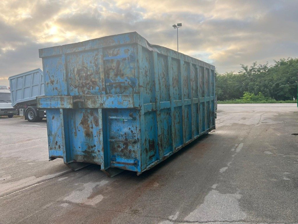 CONTAINER SCARRABILE USATO A CIELO APERTO - Contenedor de gancho: foto 1 CONTAINER SCARRABILE USATO A CIELO APERTO - Contenedor de gancho: foto 1