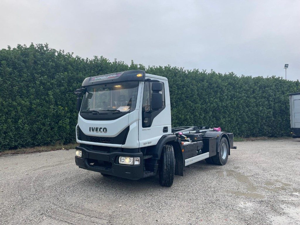 IVECO EUROCARGO 180K32 SCARRABILE NUOVO - Camión multibasculante: foto 1 IVECO EUROCARGO 180K32 SCARRABILE NUOVO - Camión multibasculante: foto 1