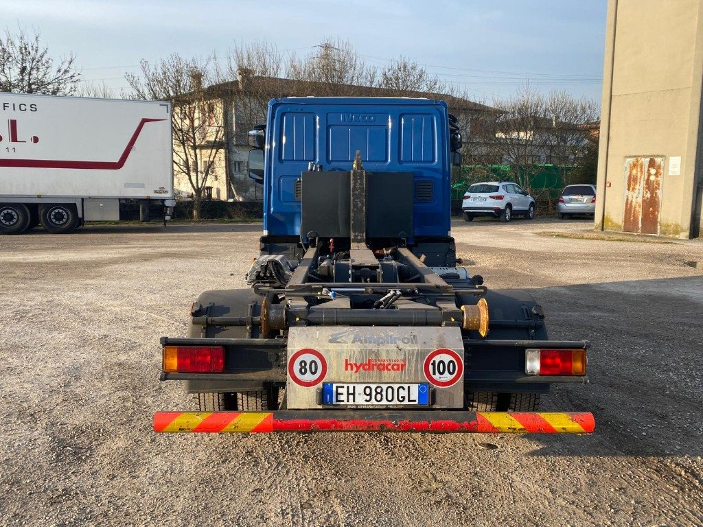 IVECO EUROCARGO 75E18 SCARRABILE - Camión multibasculante: foto 5 IVECO EUROCARGO 75E18 SCARRABILE - Camión multibasculante: foto 5