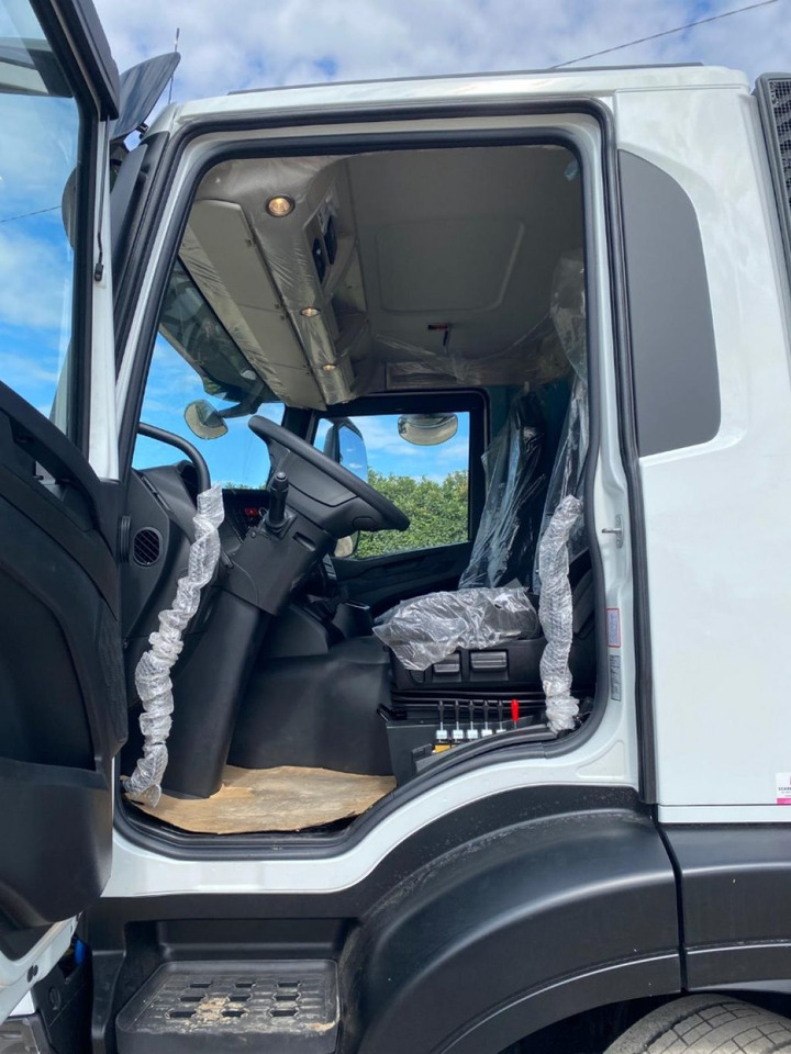 Camión multibasculante nuevo IVECO X-WAY AD280X48Y NUOVO SCARRABILE PASSO 3120: foto 11