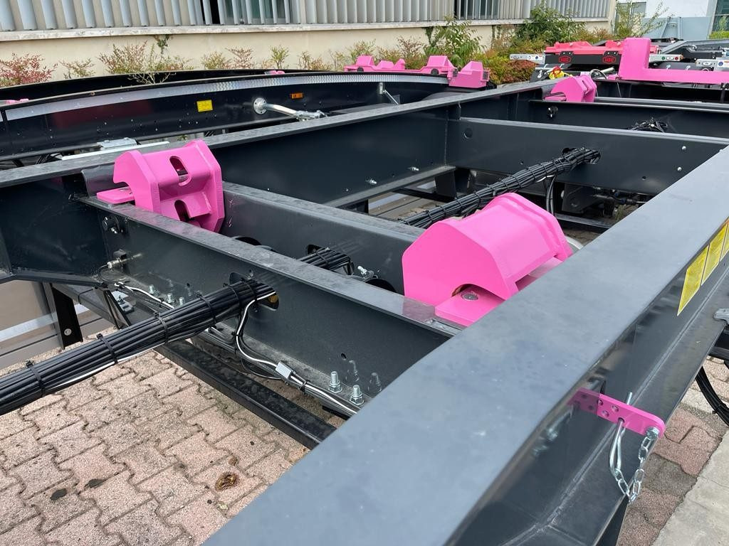 RIMORCHIO CBS NUOVO SCARRABILE - Remolque multilift/ Portacontenedores de cadenas: foto 2 RIMORCHIO CBS NUOVO SCARRABILE - Remolque multilift/ Portacontenedores de cadenas: foto 2