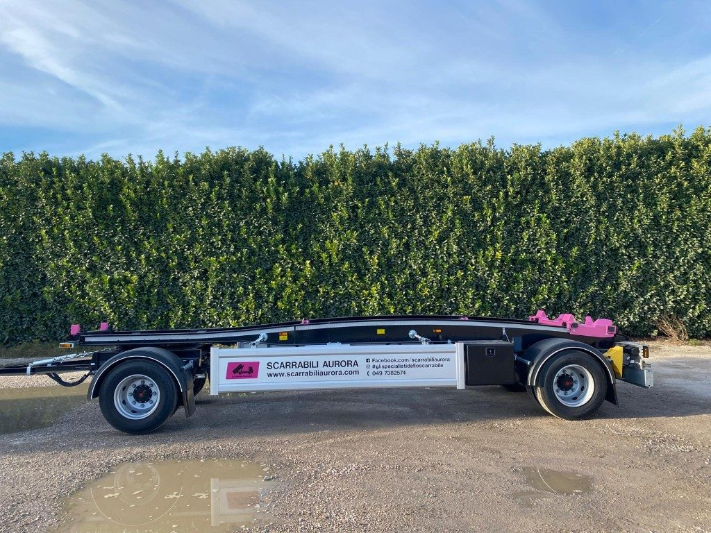 RIMORCHIO SCARRABILE IT RUNNER 20HN - Remolque multilift/ Portacontenedores de cadenas: foto 3 RIMORCHIO SCARRABILE IT RUNNER 20HN - Remolque multilift/ Portacontenedores de cadenas: foto 3