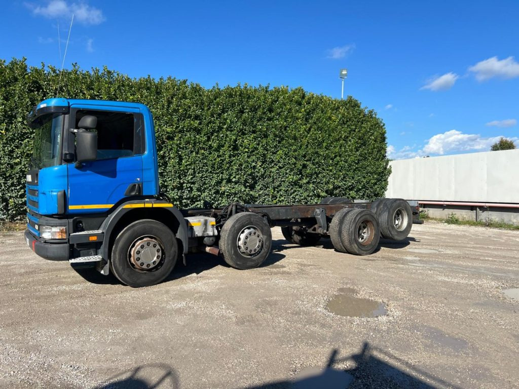 SCANIA 124GB 420 A TELAIO - Camión chasis: foto 2 SCANIA 124GB 420 A TELAIO - Camión chasis: foto 2