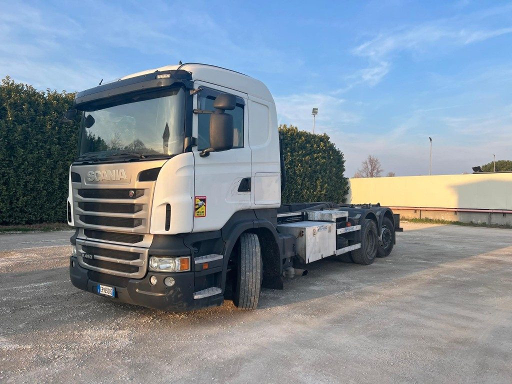 SCANIA R480 SCARRABILE - Camión multibasculante: foto 1 SCANIA R480 SCARRABILE - Camión multibasculante: foto 1