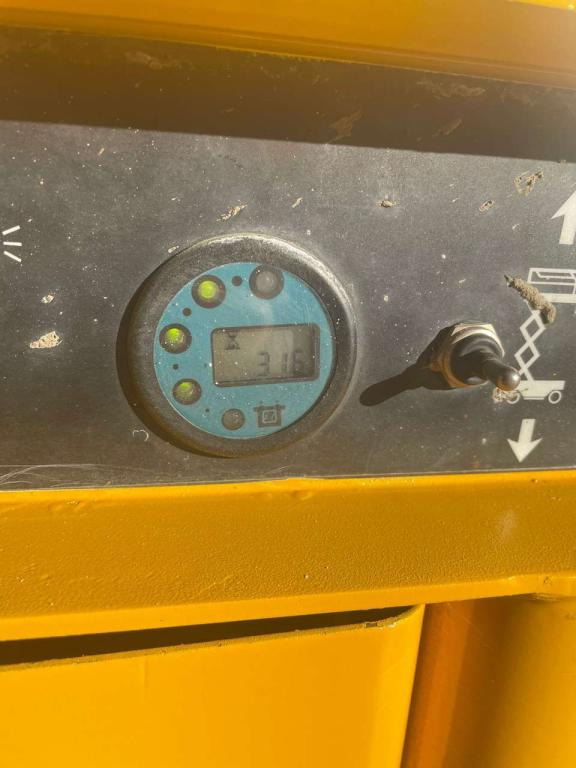 Haulotte COMPACT 10N - Plataforma de tijeras: foto 2 Haulotte COMPACT 10N - Plataforma de tijeras: foto 2