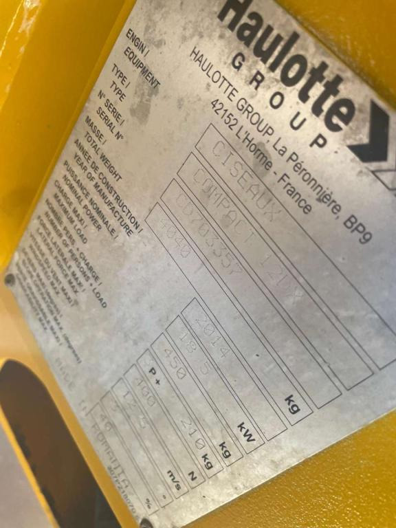 Plataforma de tijeras Haulotte COMPACT 12DX: foto 8 Plataforma de tijeras Haulotte COMPACT 12DX: foto 8