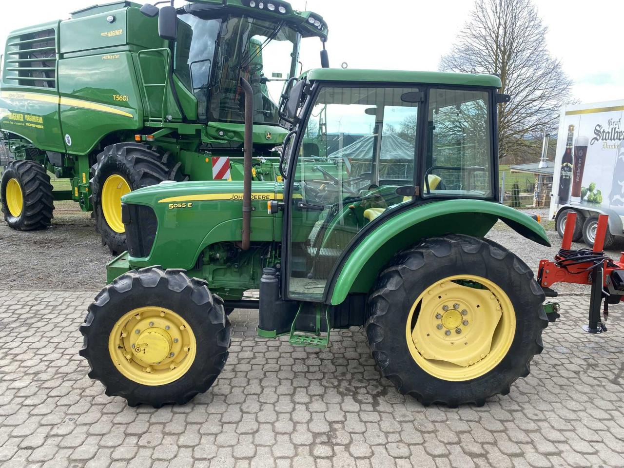 John Deere 5055E - Tractor: foto 4 John Deere 5055E - Tractor: foto 4