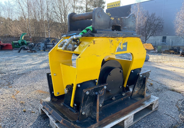 Atlas Copco HC 850 - Plancha reversible, Implemento: foto 1 Atlas Copco HC 850 - Plancha reversible, Implemento: foto 1
