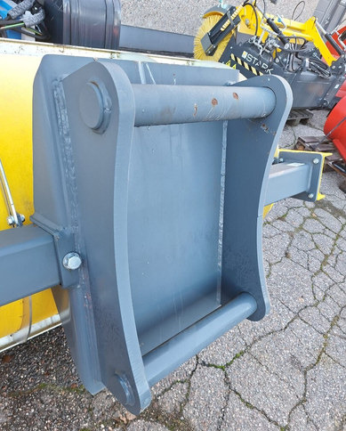 StarkTAH /EBS 1600S UUSI !! - Barredora cucharón: foto 3 StarkTAH /EBS 1600S UUSI !! - Barredora cucharón: foto 3