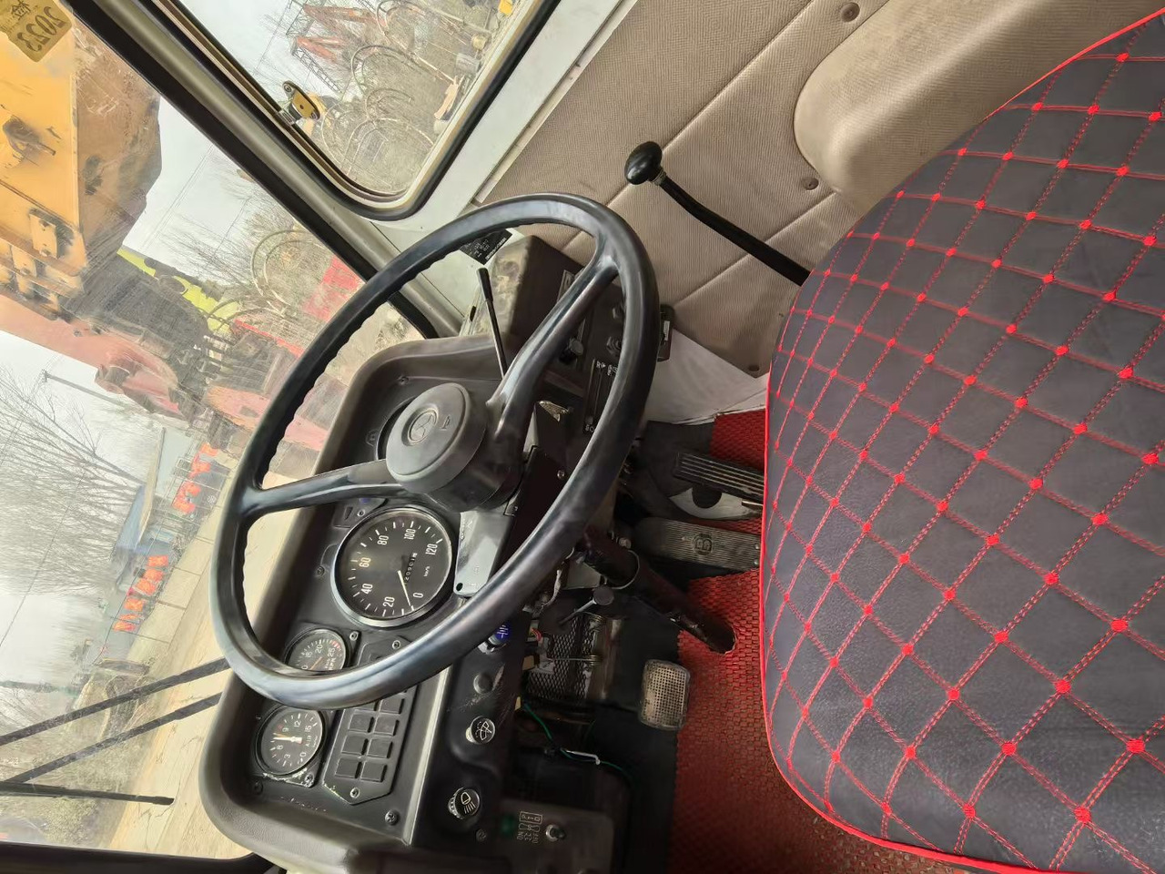 KATO NK250E NK300E NK400E NK500E NK800 NK1000 25ton 30 ton 40 ton 50 ton 80 ton truck crane - Autogrúa: foto 5 KATO NK250E NK300E NK400E NK500E NK800 NK1000 25ton 30 ton 40 ton 50 ton 80 ton truck crane - Autogrúa: foto 5