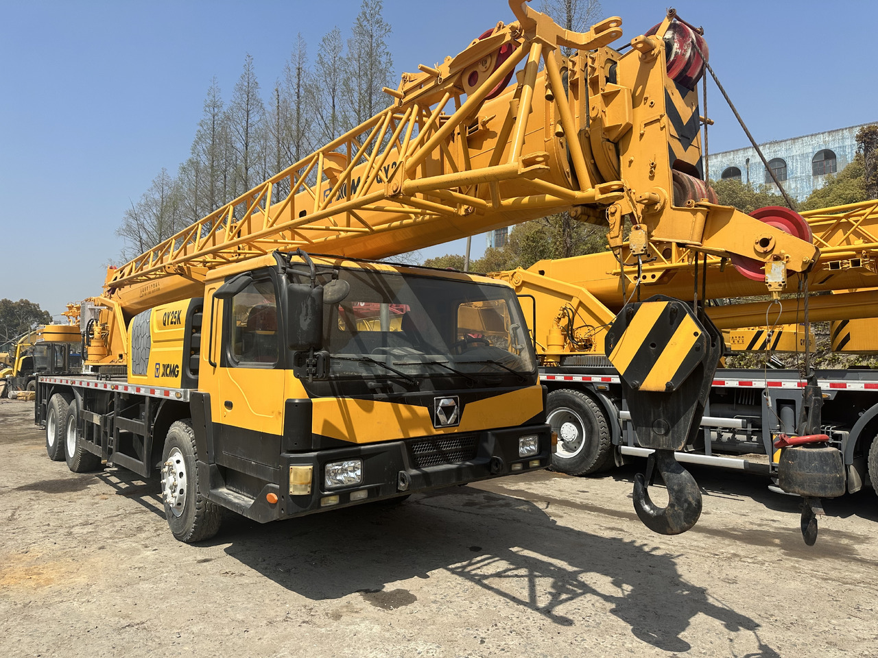 XCMG QY25K 25 ton truck crane - Autogrúa: foto 2 XCMG QY25K 25 ton truck crane - Autogrúa: foto 2