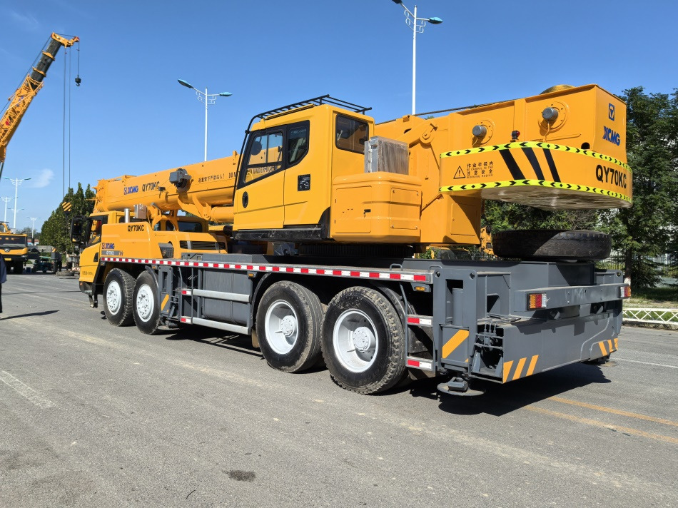 XCMG QY70KC 70TON QY70K QY70KA QY70K-1 xcmg qy70ks - Autogrúa: foto 3 XCMG QY70KC 70TON QY70K QY70KA QY70K-1 xcmg qy70ks - Autogrúa: foto 3