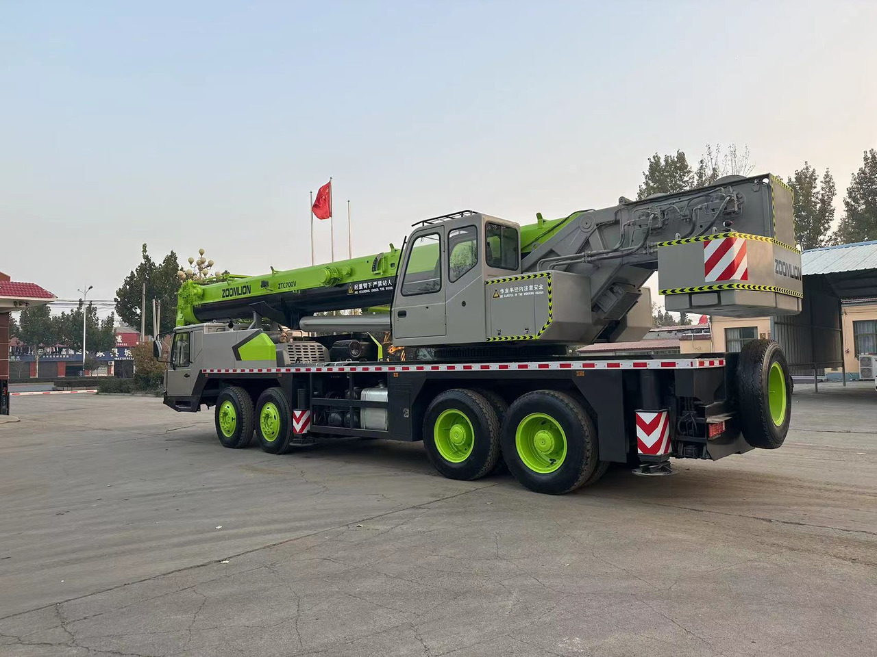 ZOOMLION QY70V ZTC700V 70 ton 50 ton 60 ton 80 ton 90 ton 100 ton truck crane - Autogrúa: foto 2 ZOOMLION QY70V ZTC700V 70 ton 50 ton 60 ton 80 ton 90 ton 100 ton truck crane - Autogrúa: foto 2