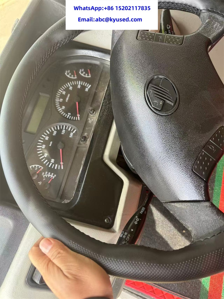 ZOOMLION ZTC1500V 130Ton 150ton 160ton 180ton 200ton 220ton - Grúa todo terreno: foto 5 ZOOMLION ZTC1500V 130Ton 150ton 160ton 180ton 200ton 220ton - Grúa todo terreno: foto 5