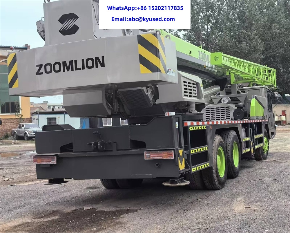 ZOOMLION ZTC300V 30ton - Autogrúa: foto 3 ZOOMLION ZTC300V 30ton - Autogrúa: foto 3