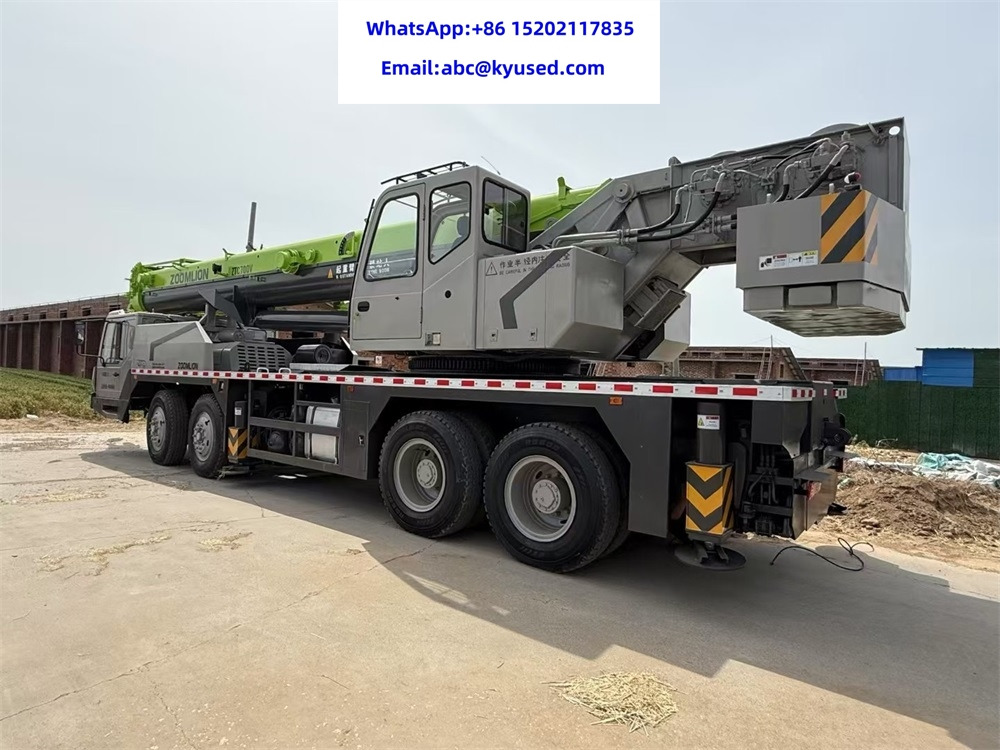 ZOOMLION ZTC700V QY70V 50Ton 70ton truck crane - Autogrúa: foto 4 ZOOMLION ZTC700V QY70V 50Ton 70ton truck crane - Autogrúa: foto 4