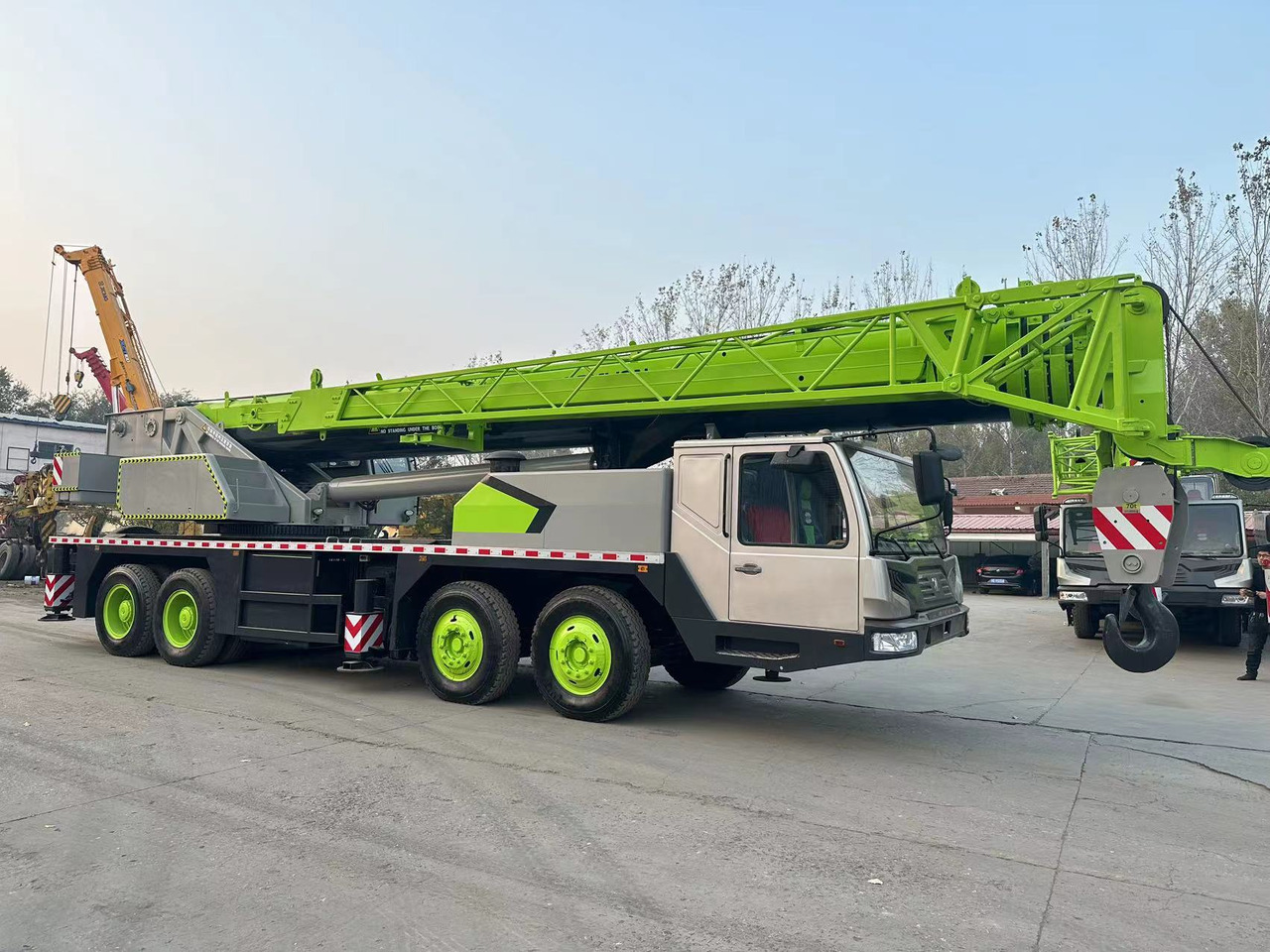 ZOOMLION ZTC700V QY70V 70 ton 80 ton 90 ton 100 ton 110 ton 120 ton used truck crane - Autogrúa: foto 1 ZOOMLION ZTC700V QY70V 70 ton 80 ton 90 ton 100 ton 110 ton 120 ton used truck crane - Autogrúa: foto 1