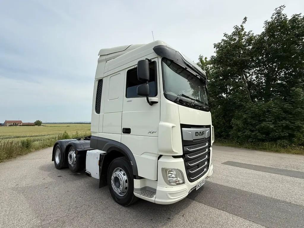 DAF XF 105 (FFA) - Cabeza tractora: foto 3 DAF XF 105 (FFA) - Cabeza tractora: foto 3