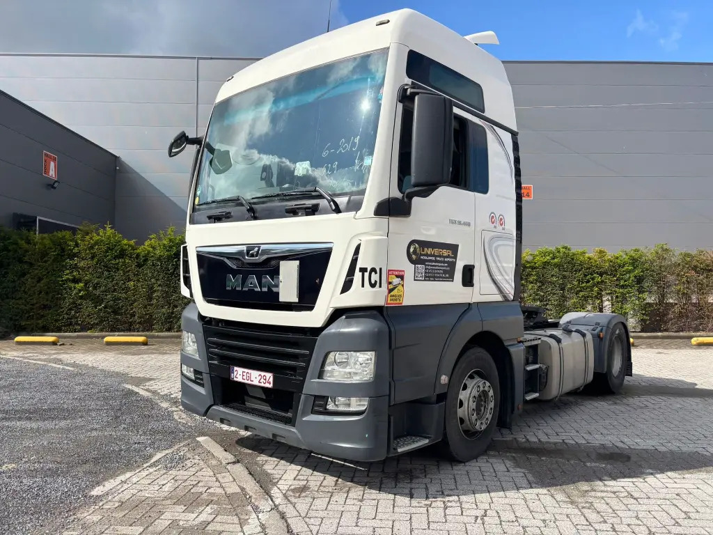 MAN TGX 18.460 XXL - Cabeza tractora: foto 2 MAN TGX 18.460 XXL - Cabeza tractora: foto 2