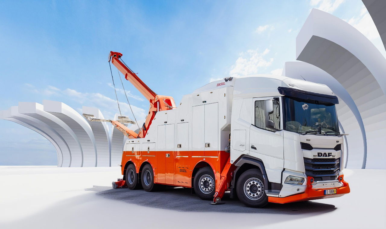 DAF XF 530 NEW T-REX DAF white - Grua de remolque autos: foto 1 DAF XF 530 NEW T-REX DAF white - Grua de remolque autos: foto 1