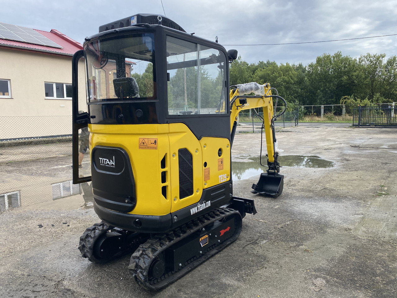 TITAN TE25 - Miniexcavadora: foto 4 TITAN TE25 - Miniexcavadora: foto 4