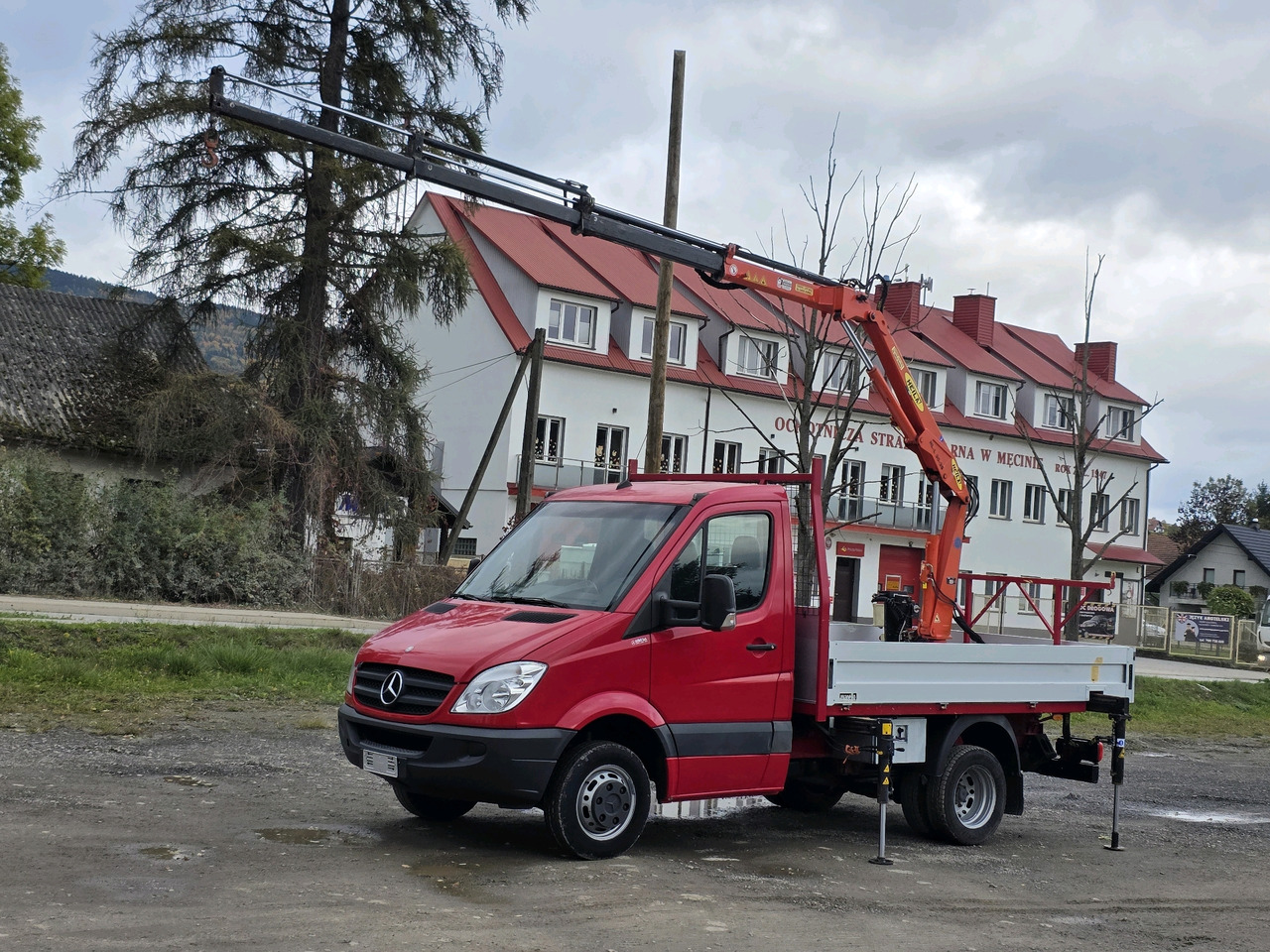 Mercedes-Benz Sprinter 418 CDI Skrzynia +HDS 10.5 M +Pilot ! 87000km ! - Caja abierta furgoneta: foto 2 Mercedes-Benz Sprinter 418 CDI Skrzynia +HDS 10.5 M +Pilot ! 87000km ! - Caja abierta furgoneta: foto 2