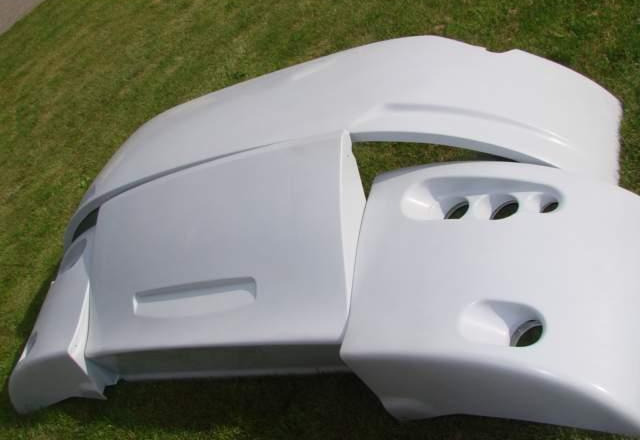 Przednie elementy (komplet) BOVA FUTURA CLASIC Bova FUTURA - Carrocería y exterior para Autocar: foto 1 Przednie elementy (komplet) BOVA FUTURA CLASIC Bova FUTURA - Carrocería y exterior para Autocar: foto 1