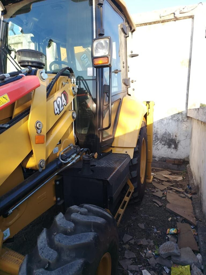 New Caterpillar 424 backhoe loader - Retroexcavadora: foto 3 New Caterpillar 424 backhoe loader - Retroexcavadora: foto 3