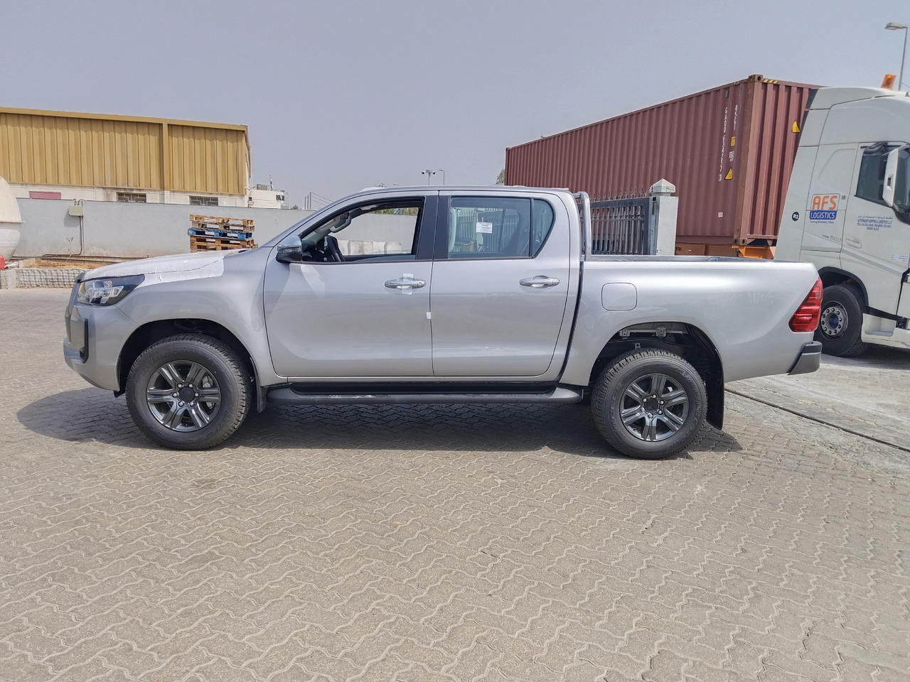 Toyota Hilux - Pick-up, Furgoneta combi: foto 1 Toyota Hilux - Pick-up, Furgoneta combi: foto 1