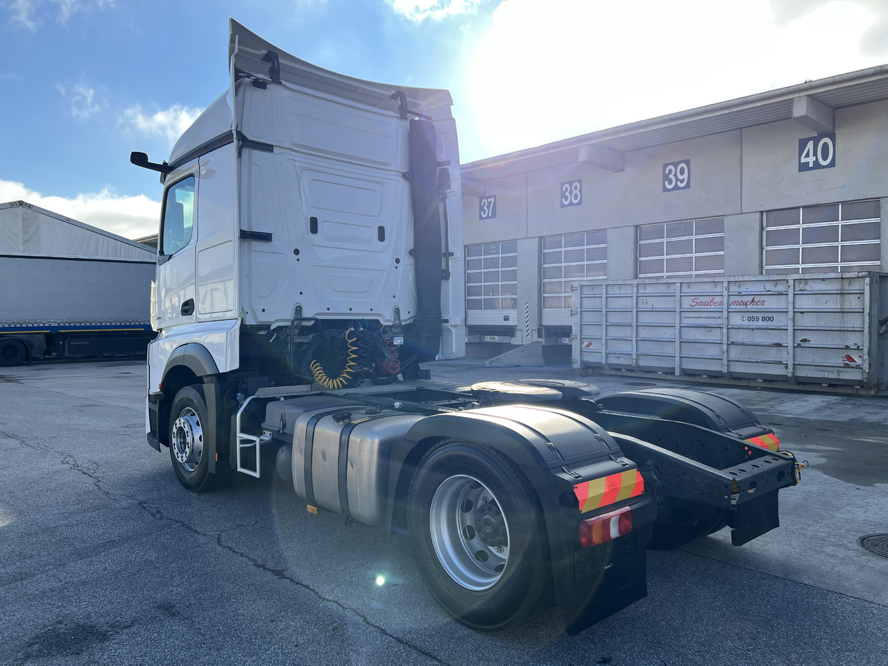 MERCEDES-BENZ Mercedes-Benz Actros 1846 | Standklima | Retarder | Euro 6 - Cabeza tractora: foto 4 MERCEDES-BENZ Mercedes-Benz Actros 1846 | Standklima | Retarder | Euro 6 - Cabeza tractora: foto 4