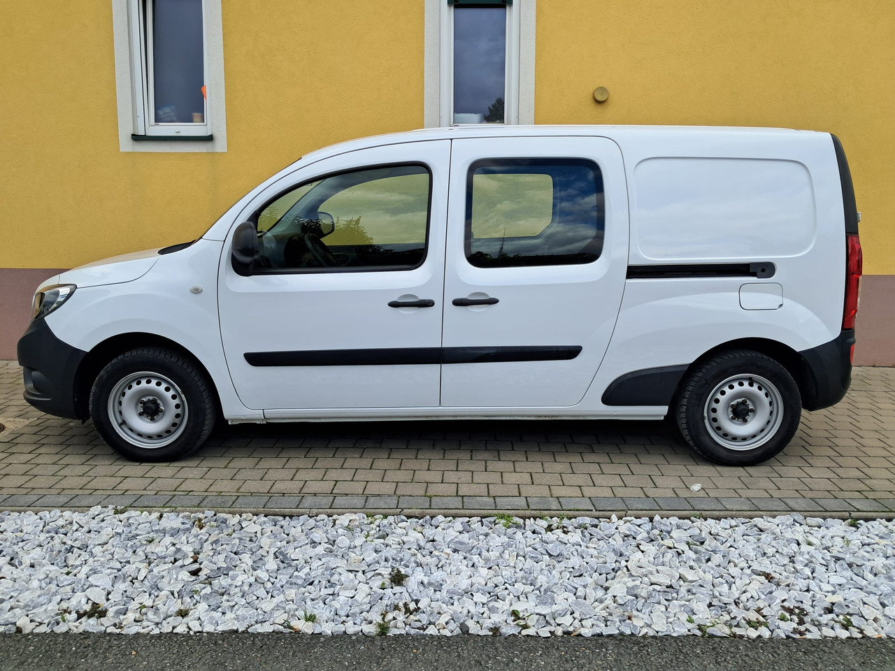 MERCEDES-BENZ Citan 109 CDI 5-Sitzer DKA | Schiebet. beids. | Klima | - Furgoneta, Furgoneta combi: foto 5 MERCEDES-BENZ Citan 109 CDI 5-Sitzer DKA | Schiebet. beids. | Klima | - Furgoneta, Furgoneta combi: foto 5