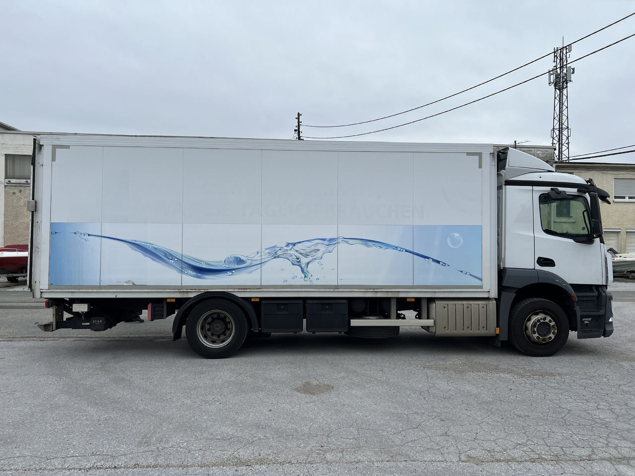 Camión transporte de bebidas para transporte de bebidas MERCEDES-BENZ ANTOS 18.30 L automatische Seitenladung | LBW | Klima | Tempomat: foto 8