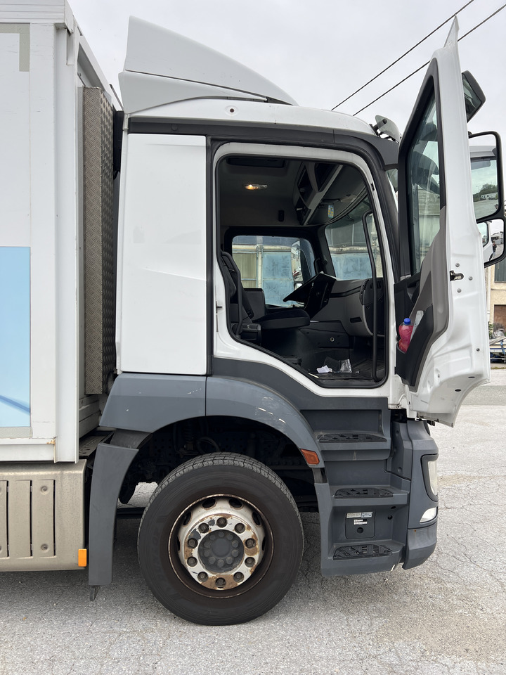 Camión transporte de bebidas para transporte de bebidas MERCEDES-BENZ ANTOS 18.30 L automatische Seitenladung | LBW | Klima | Tempomat: foto 30