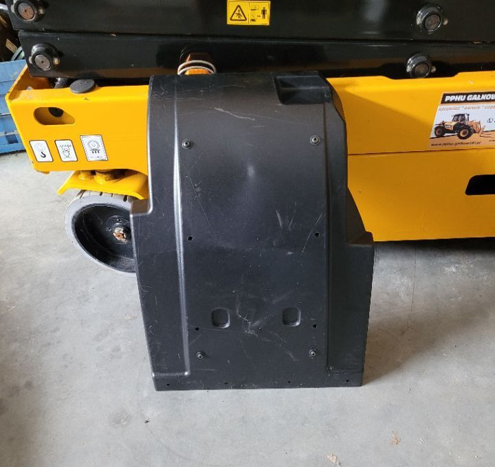 BŁOTNIK DAF XF  LH NOWY ORYGINAŁ OM 2042656 - Guardabarros para Camión: foto 1 BŁOTNIK DAF XF  LH NOWY ORYGINAŁ OM 2042656 - Guardabarros para Camión: foto 1