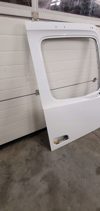 DRZWI MERCEDES ACTROS MP4 PRAWE MALA TAPICERKA - Puerta y piezas: foto 2 DRZWI MERCEDES ACTROS MP4 PRAWE MALA TAPICERKA - Puerta y piezas: foto 2
