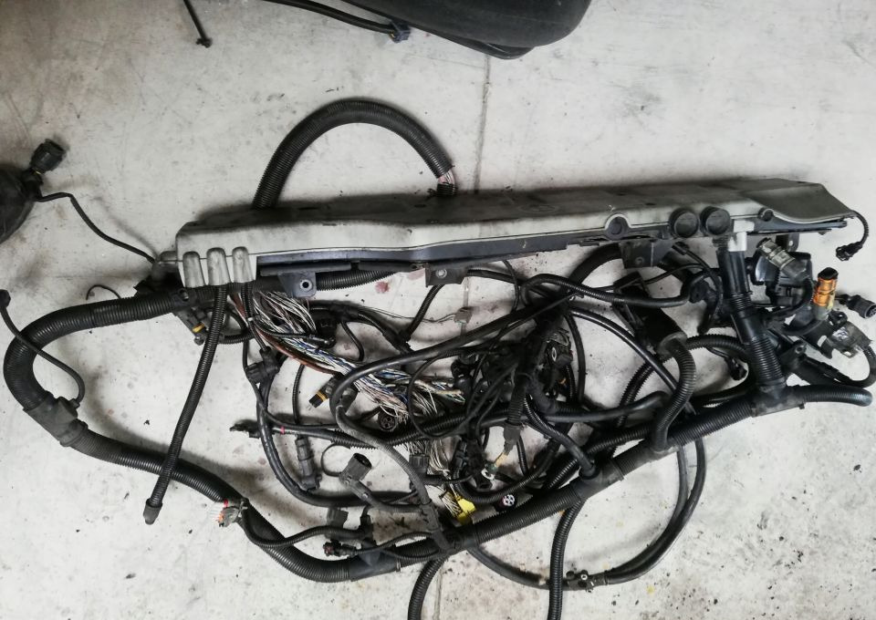 INSTALACJA SILNIKA MAN TGX TGA TGS E4 440KM - Cables/ Alambres para Camión: foto 2 INSTALACJA SILNIKA MAN TGX TGA TGS E4 440KM - Cables/ Alambres para Camión: foto 2