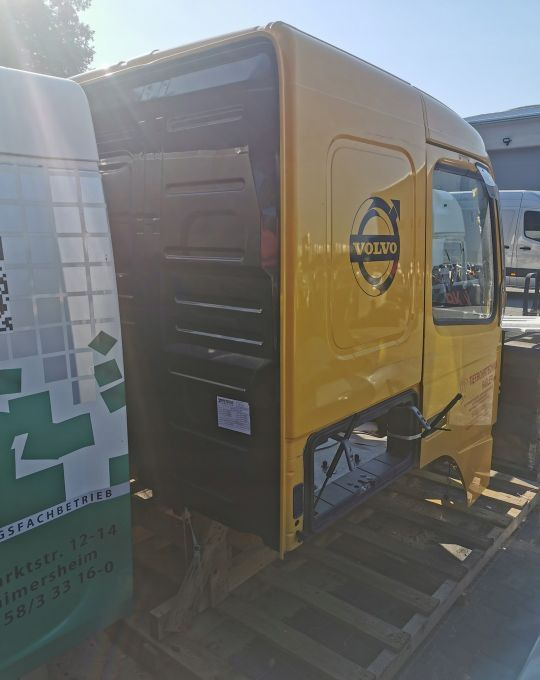 KABINA VOLVO FMX FM euro6 - Cabina para Camión: foto 2 KABINA VOLVO FMX FM euro6 - Cabina para Camión: foto 2