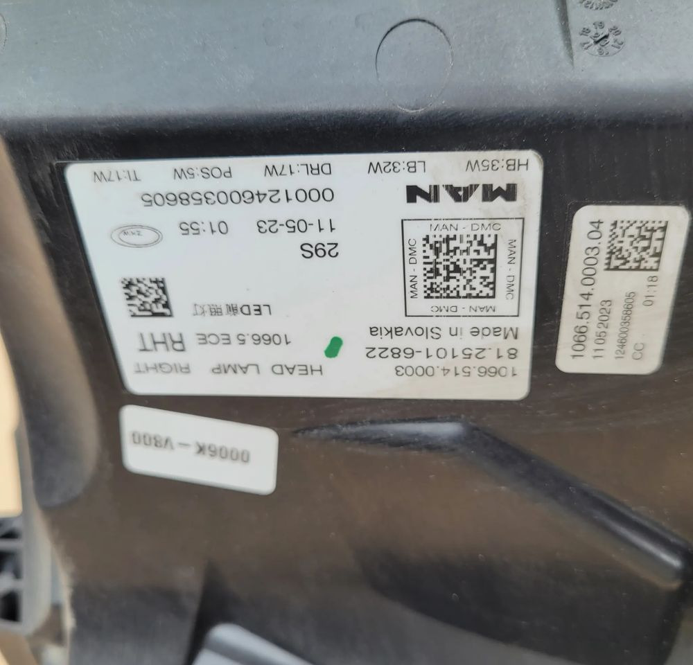 LAMPA MAN TG3 LED PRAWA 81.25101-6822 CHWALIM116 - Luz/ Iluminación para Camión: foto 4 LAMPA MAN TG3 LED PRAWA 81.25101-6822 CHWALIM116 - Luz/ Iluminación para Camión: foto 4