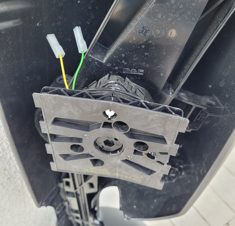 LUSTERKO DAF XG XF LEWE ORYGINAL - Espejo retrovisor para Camión: foto 3 LUSTERKO DAF XG XF LEWE ORYGINAL - Espejo retrovisor para Camión: foto 3