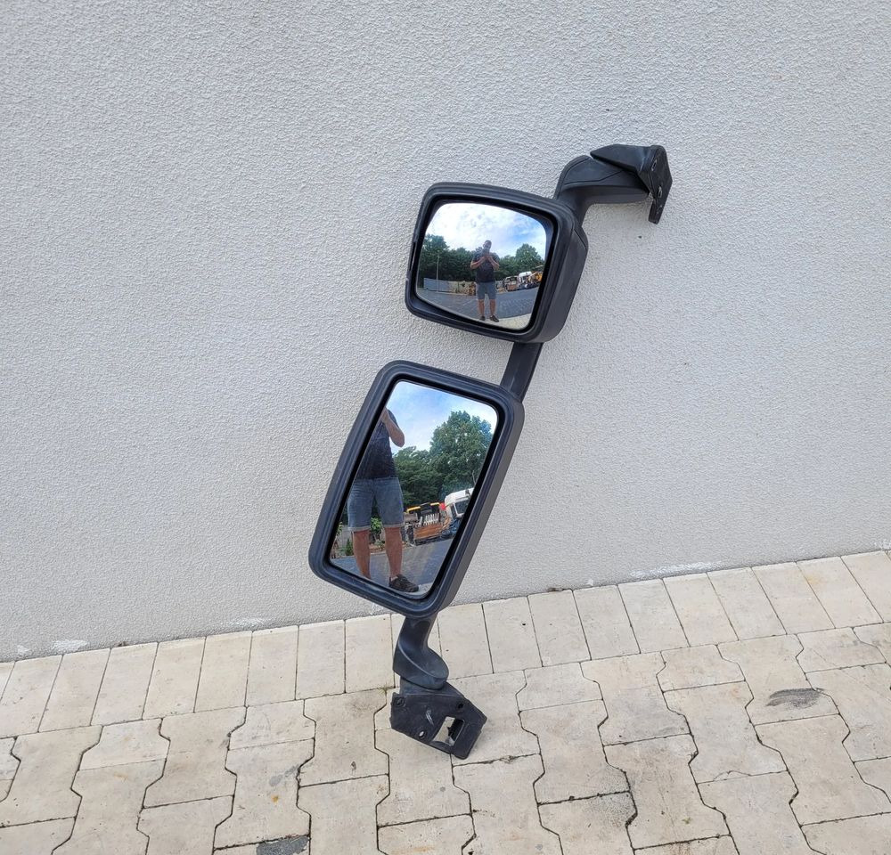 LUSTERKO LEWE RENAULT RANGE T GAMA ORYGINAŁ - Espejo retrovisor para Camión: foto 1 LUSTERKO LEWE RENAULT RANGE T GAMA ORYGINAŁ - Espejo retrovisor para Camión: foto 1