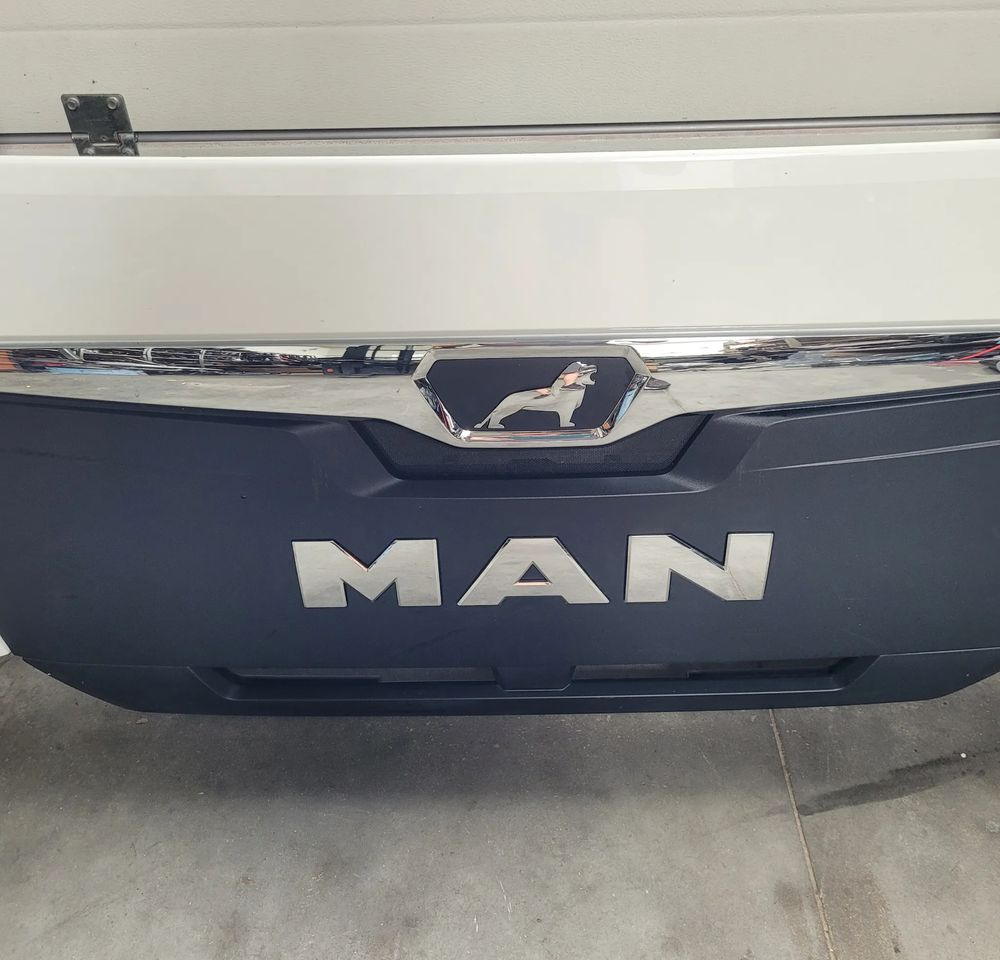 MASKA ATRAPA MAN TGX TG3 NM.ORYGINAŁ 81.61110-6112 CHWALIM116 - Carrocería y exterior para Camión: foto 4 MASKA ATRAPA MAN TGX TG3 NM.ORYGINAŁ 81.61110-6112 CHWALIM116 - Carrocería y exterior para Camión: foto 4