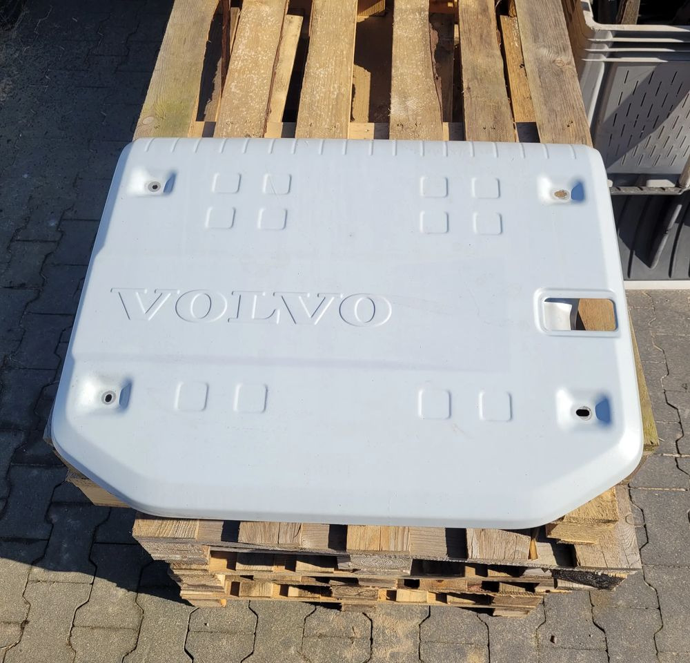 OSŁONA KATALIZATORA VOLVO FH4 FH5 - Carrocería y exterior para Camión: foto 1 OSŁONA KATALIZATORA VOLVO FH4 FH5 - Carrocería y exterior para Camión: foto 1