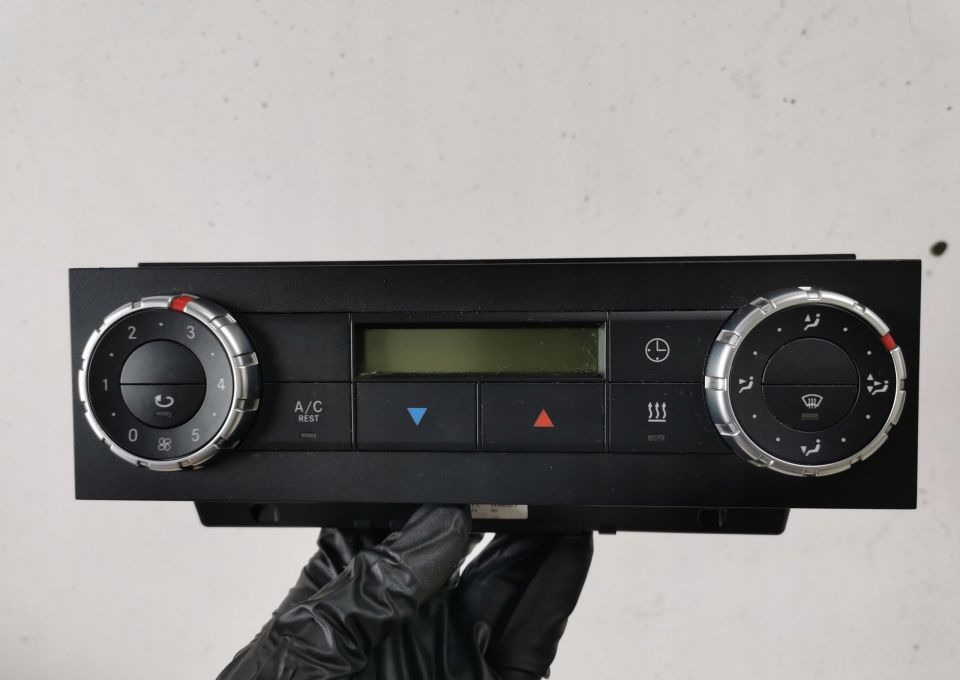 PANEL KLIMATYZACJI ACTROS MP4 A9604467928 - Calefacción/ Ventilación para Camión: foto 1 PANEL KLIMATYZACJI ACTROS MP4 A9604467928 - Calefacción/ Ventilación para Camión: foto 1